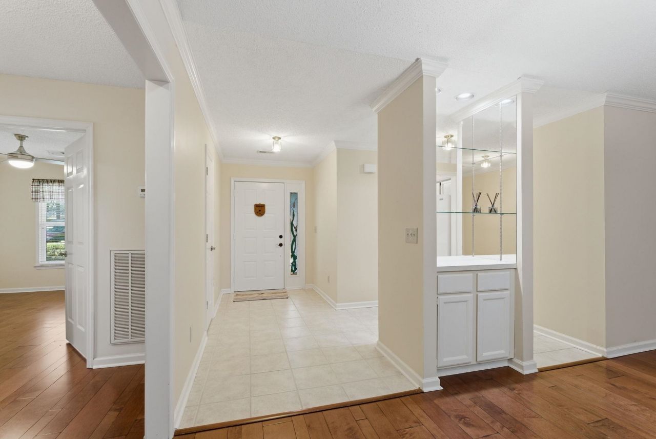 103 Timberline Dr. Photo 5