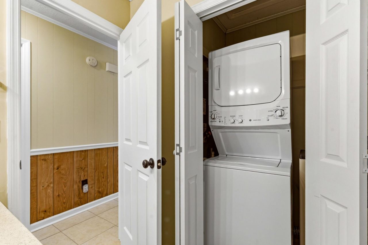 711b S 28th Ave. S Photo 15