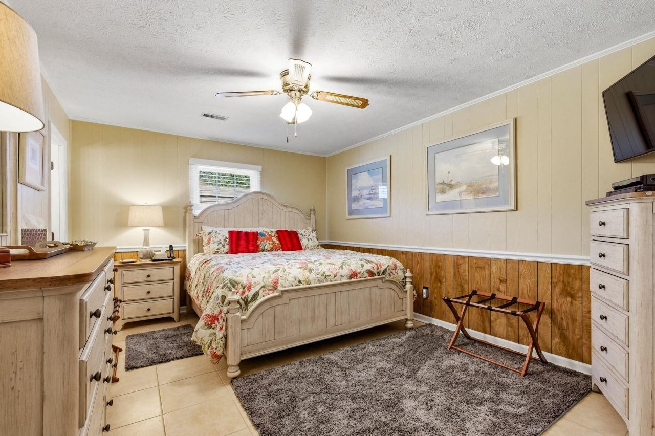 711b S 28th Ave. S Photo 18