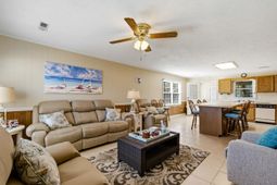 711b S 28th Ave. S photo 4