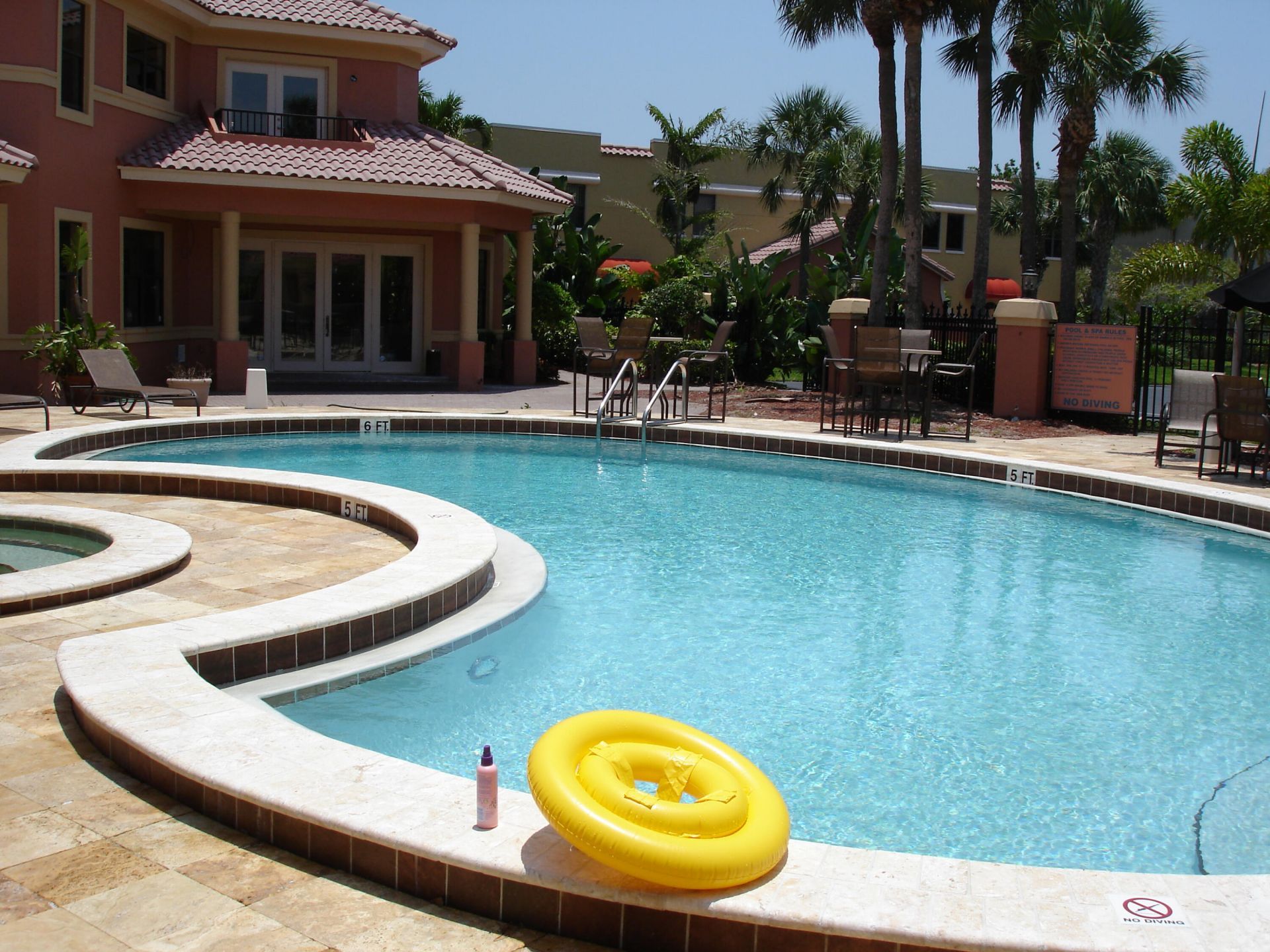 200 Uno Lago Drive, Unit 201, Juno Beach, FL 33408 Photo