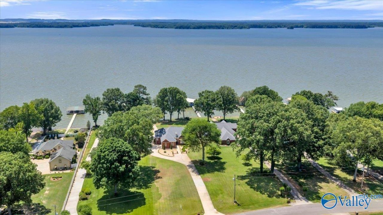 12632 Lookingbill Lane Athens, AL 35611