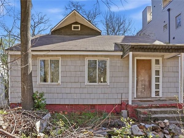 1211 Barnes Street NW, Atlanta, GA 30318