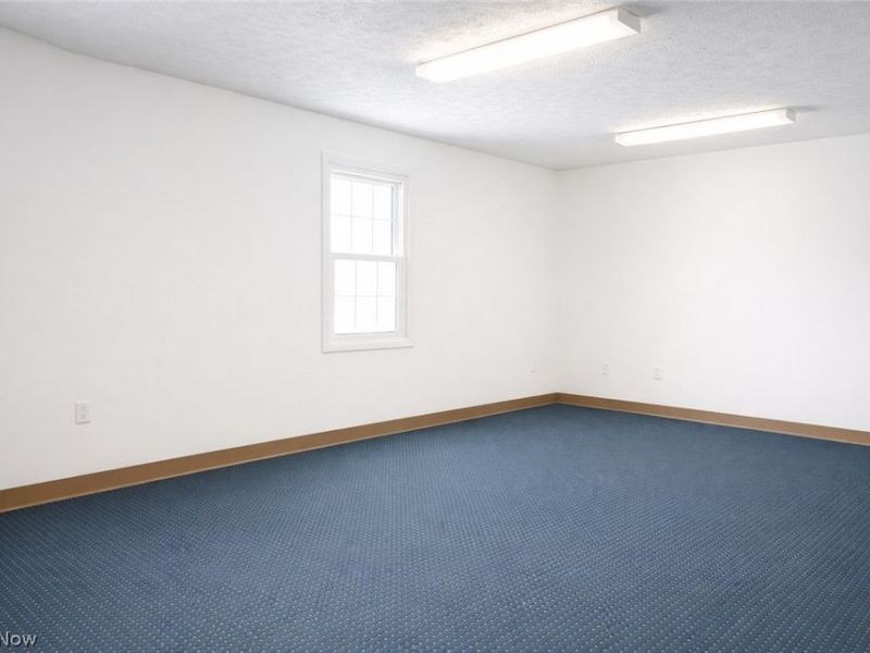 1300 Weathervane Lane, Unit 220/320, Akron, OH 44313 Photo 10