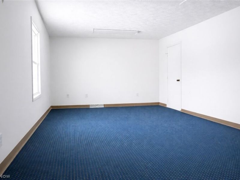 1300 Weathervane Lane, Unit 220/320, Akron, OH 44313 Photo 11