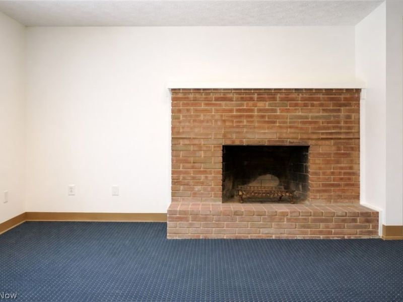 1300 Weathervane Lane, Unit 220/320, Akron, OH 44313 Photo 8