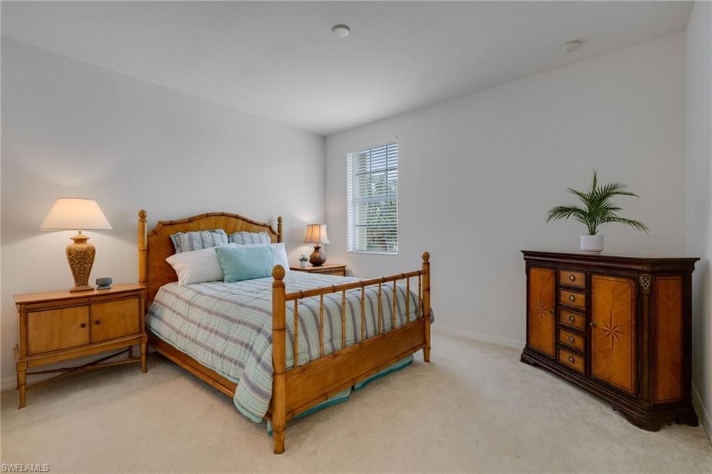 944 Golden Pond Ct, Cape Coral, FL 33909 Photo