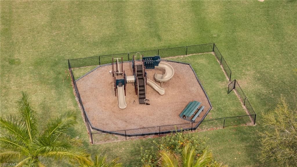 944 Golden Pond Ct, Cape Coral, FL 33909 Photo