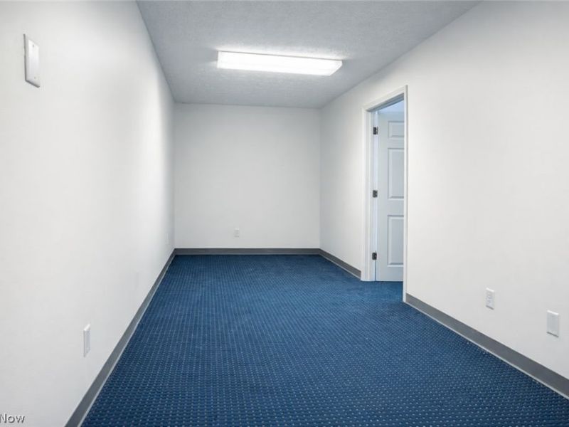 1300 Weathervane Lane, Unit 219, Akron, OH 44313 Photo 9
