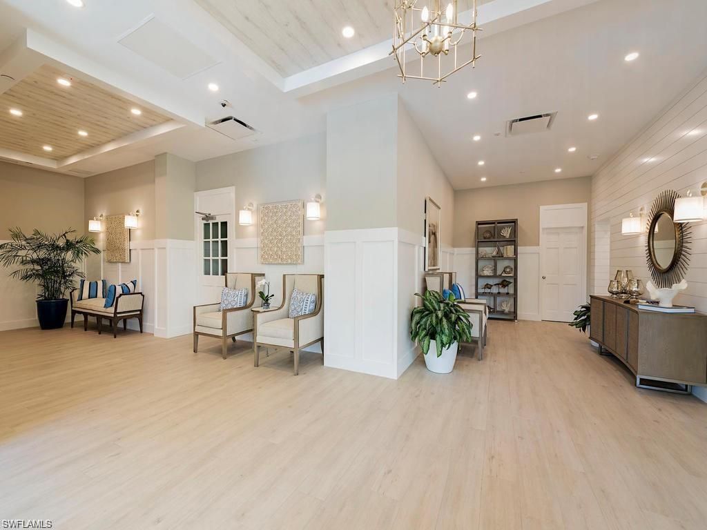 5501 Heron Pt Dr, Unit 201, Naples, FL 34108 Photo