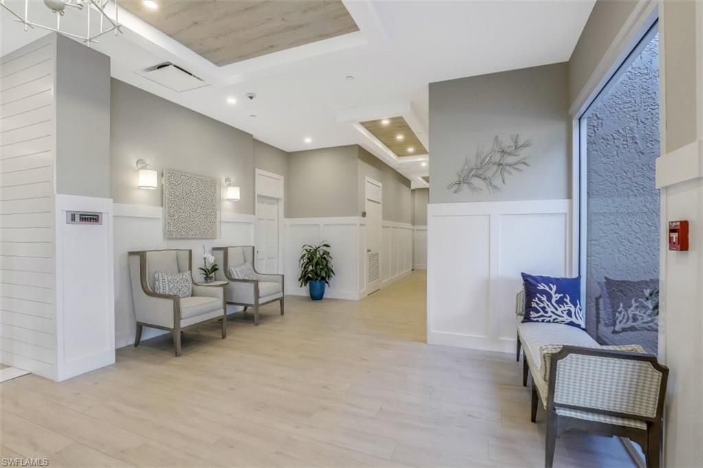 5501 Heron Pt Dr, Unit 201, Naples, FL 34108 Photo