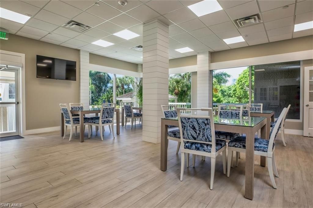5501 Heron Pt Dr, Unit 201, Naples, FL 34108 Photo