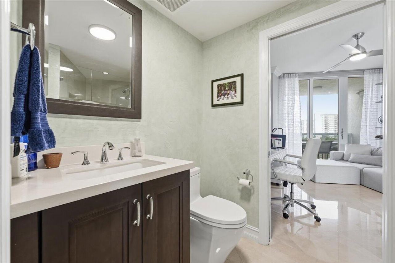 3200 N Ocean Boulevard N, Unit 703, Fort Lauderdale, FL 33308 Photo