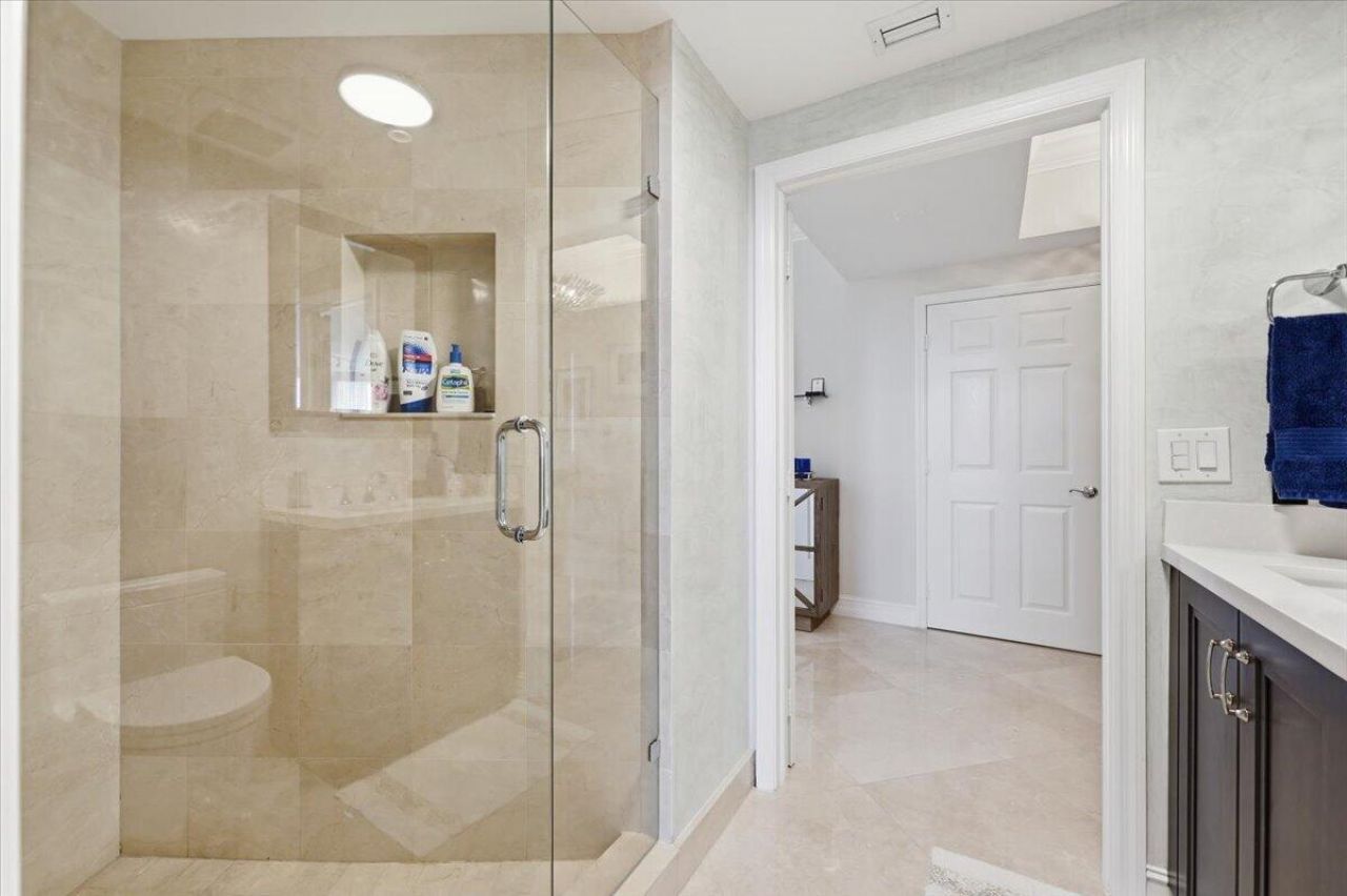 3200 N Ocean Boulevard N, Unit 703, Fort Lauderdale, FL 33308 Photo