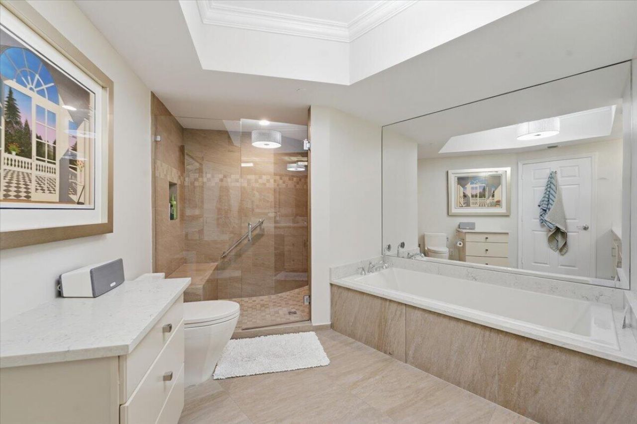 3200 N Ocean Boulevard N, Unit 703, Fort Lauderdale, FL 33308 Photo