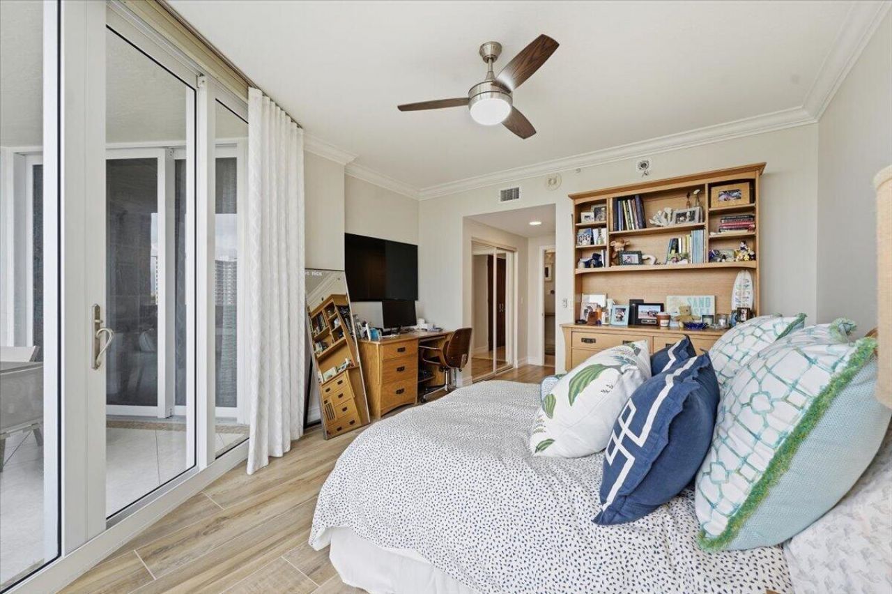 3200 N Ocean Boulevard N, Unit 703, Fort Lauderdale, FL 33308 Photo