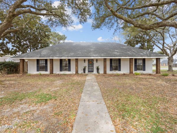 103 N Michot Road, Lafayette, LA 70508