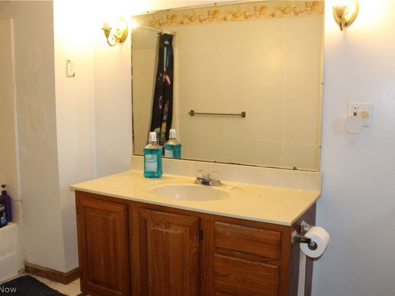 1258 Hawthorne Avenue SW, Canton, OH 44710 Photo 10