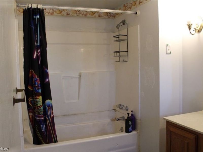 1258 Hawthorne Avenue SW, Canton, OH 44710 Photo 11