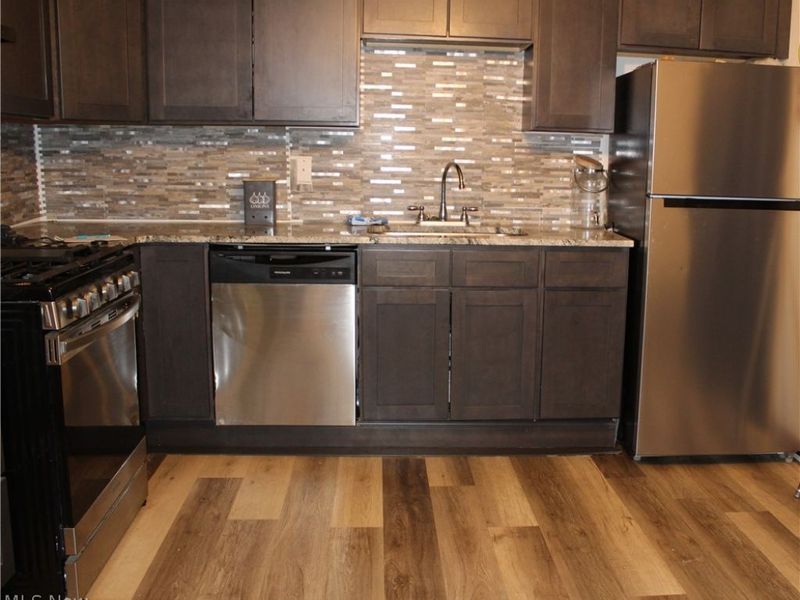 1258 Hawthorne Avenue SW, Canton, OH 44710 Photo 4