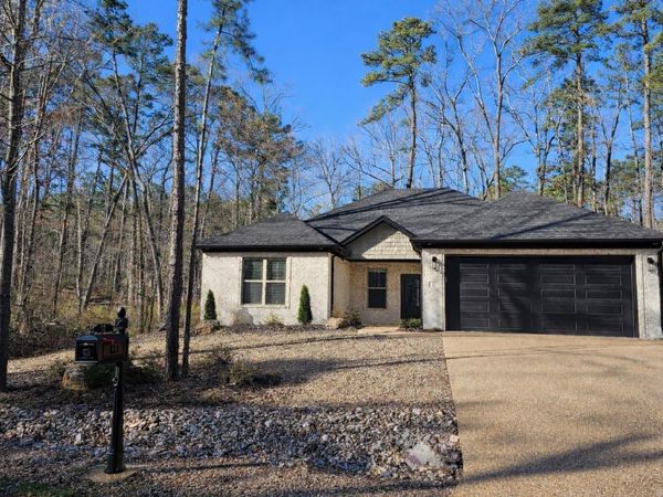 12 Sacedon Lane , Hot Springs Village, AR 71909