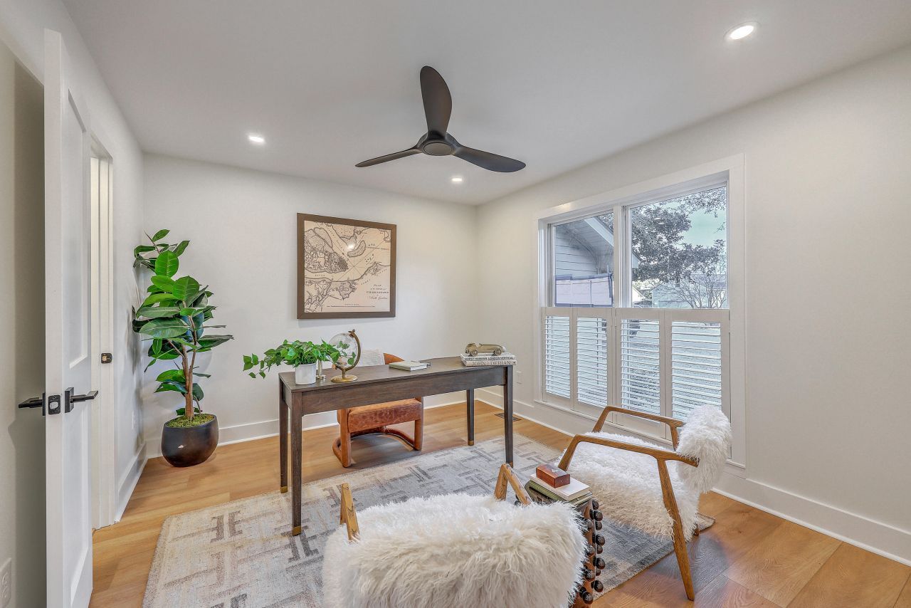 15 Windsor Drive Photo 12