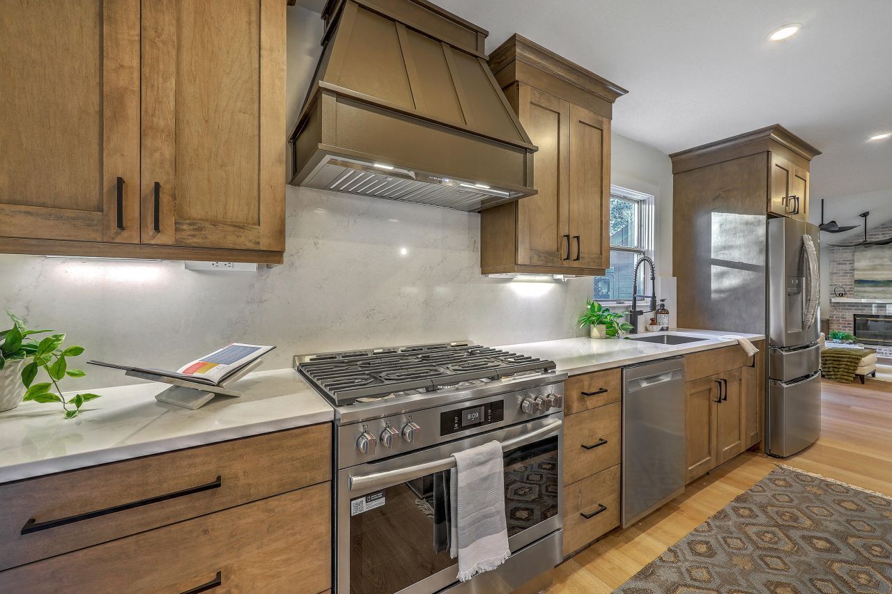 15 Windsor Drive Photo 20