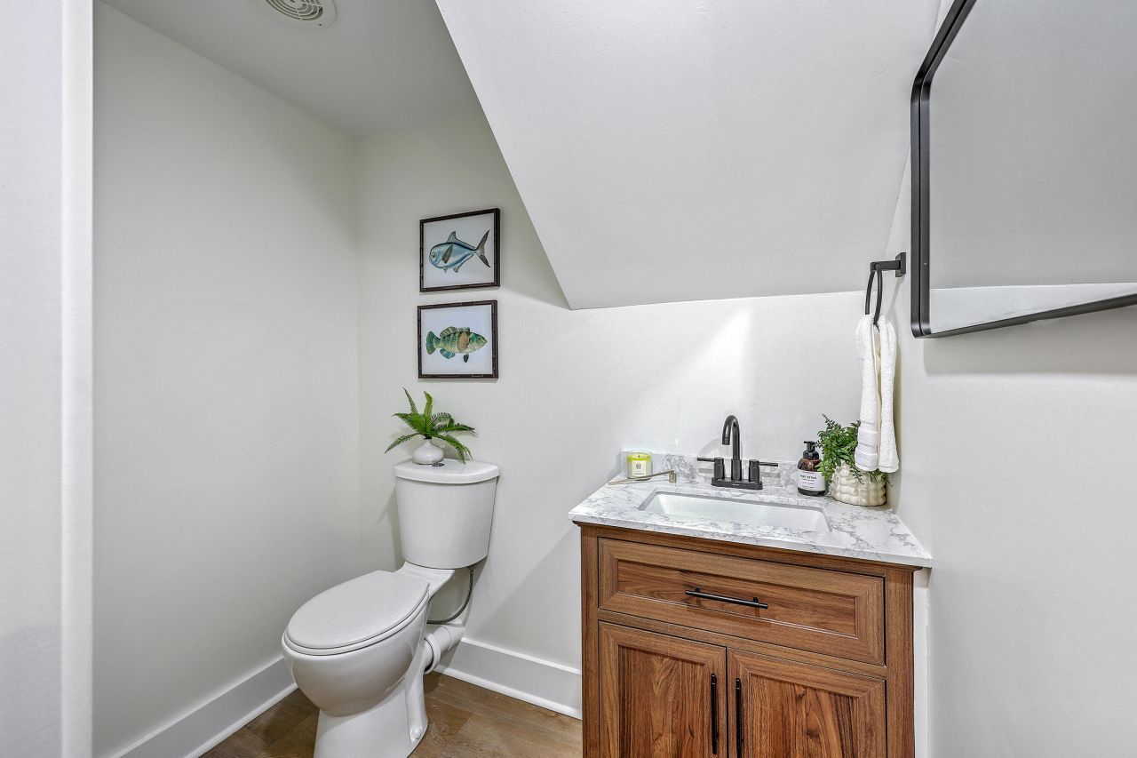 15 Windsor Drive Photo 28