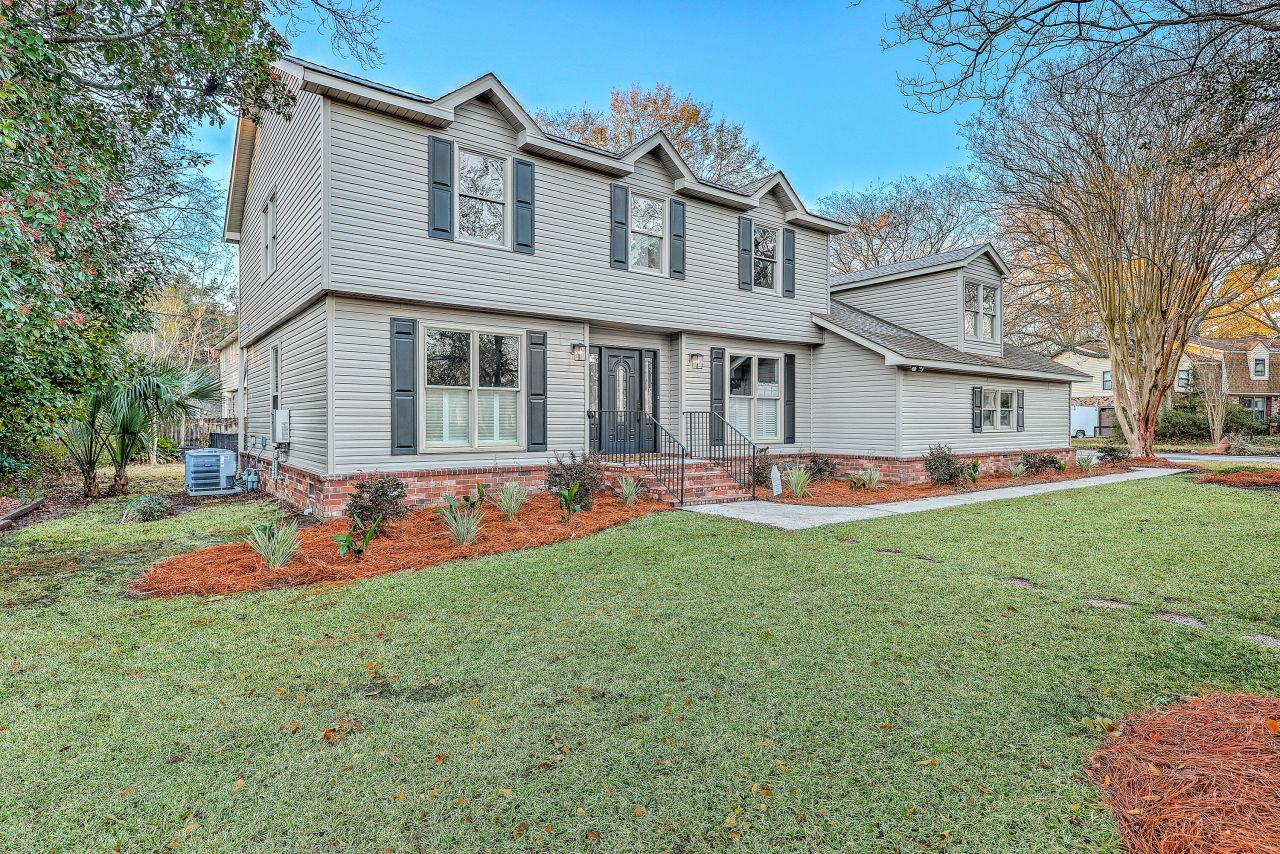 15 Windsor Drive Photo 6