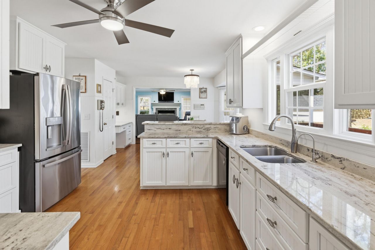 110 Brighton Court Photo 20