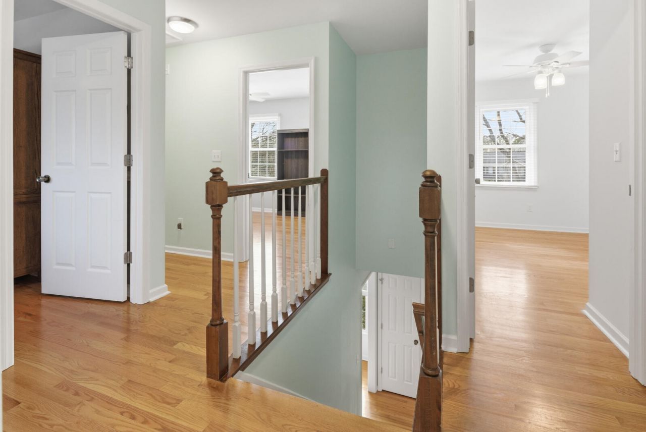 110 Brighton Court Photo 29