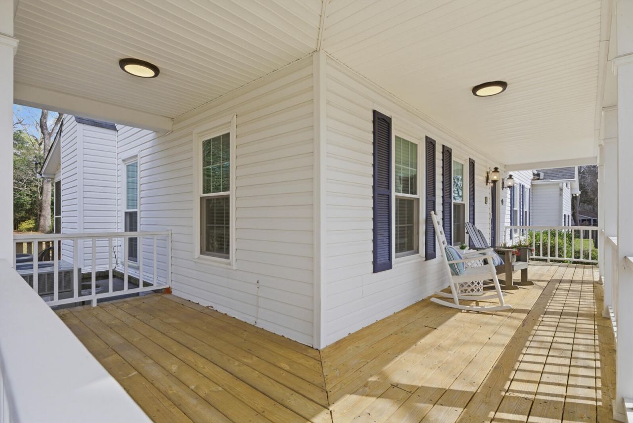 110 Brighton Court Photo 6