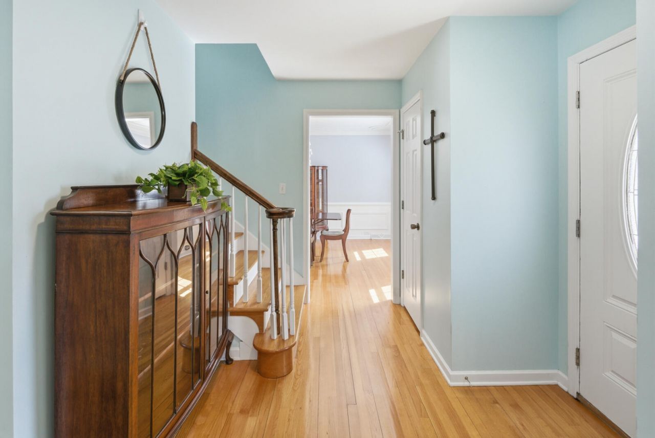 110 Brighton Court Photo 9