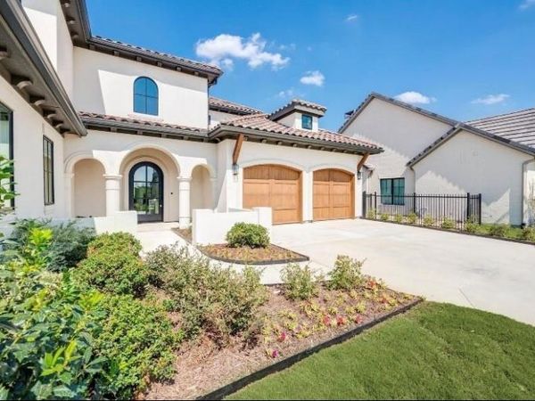 9624 Latour Lane , Fort Worth, TX 76126