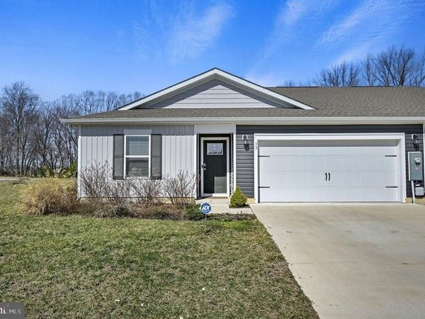 13 CASTERLINE COURT , DOVER, DE 19901