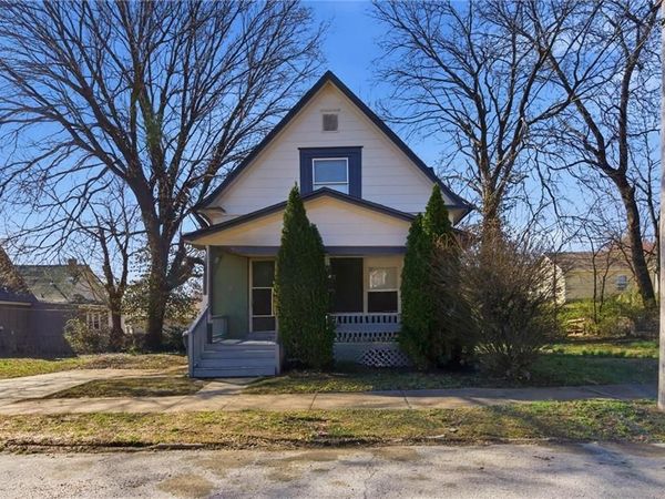 1623 E 36th Street, Kansas City, MO 64109