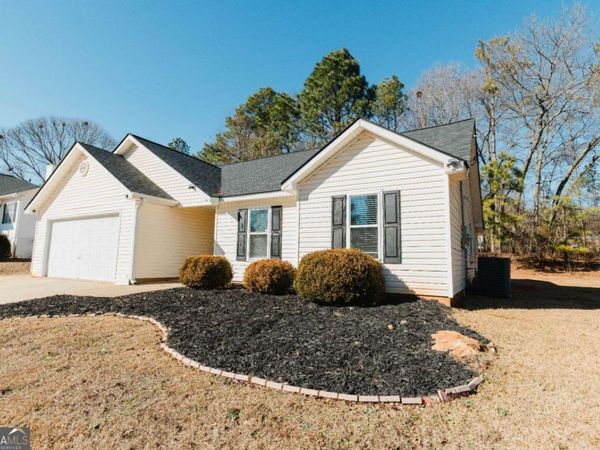 8724 Post Oak Drive, Winston, GA 30187