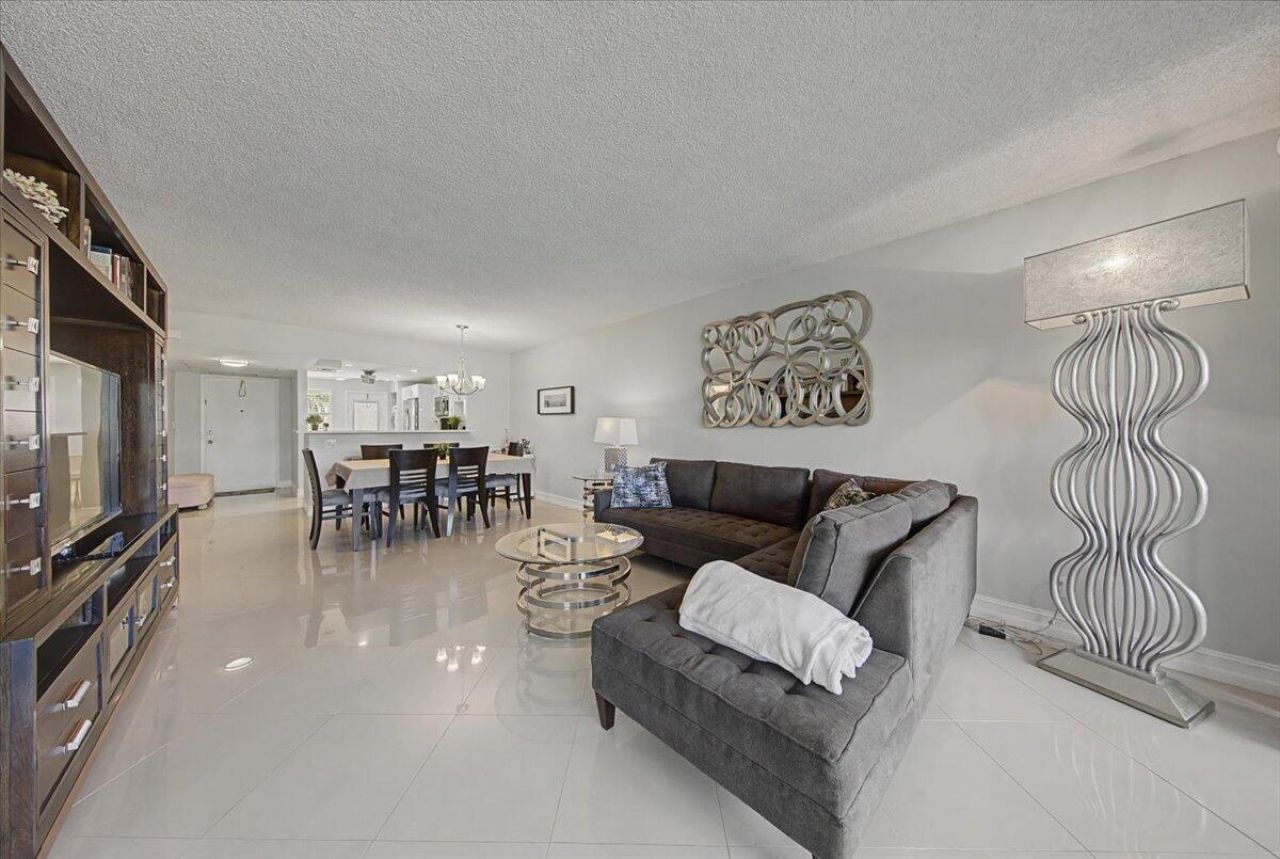 2701 S Palm Aire Drive, Unit 103, Pompano Beach, FL 33069 Photo
