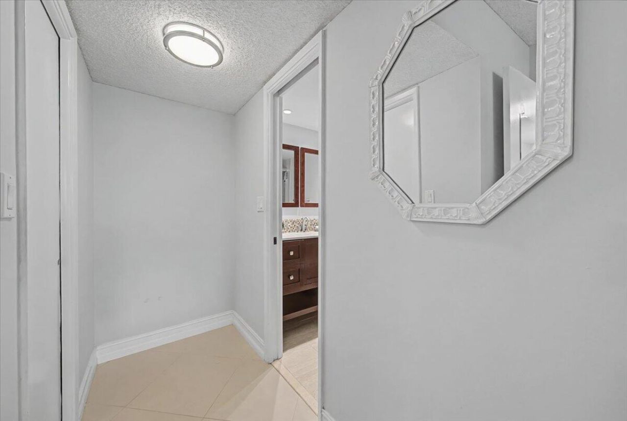 2701 S Palm Aire Drive, Unit 103, Pompano Beach, FL 33069 Photo