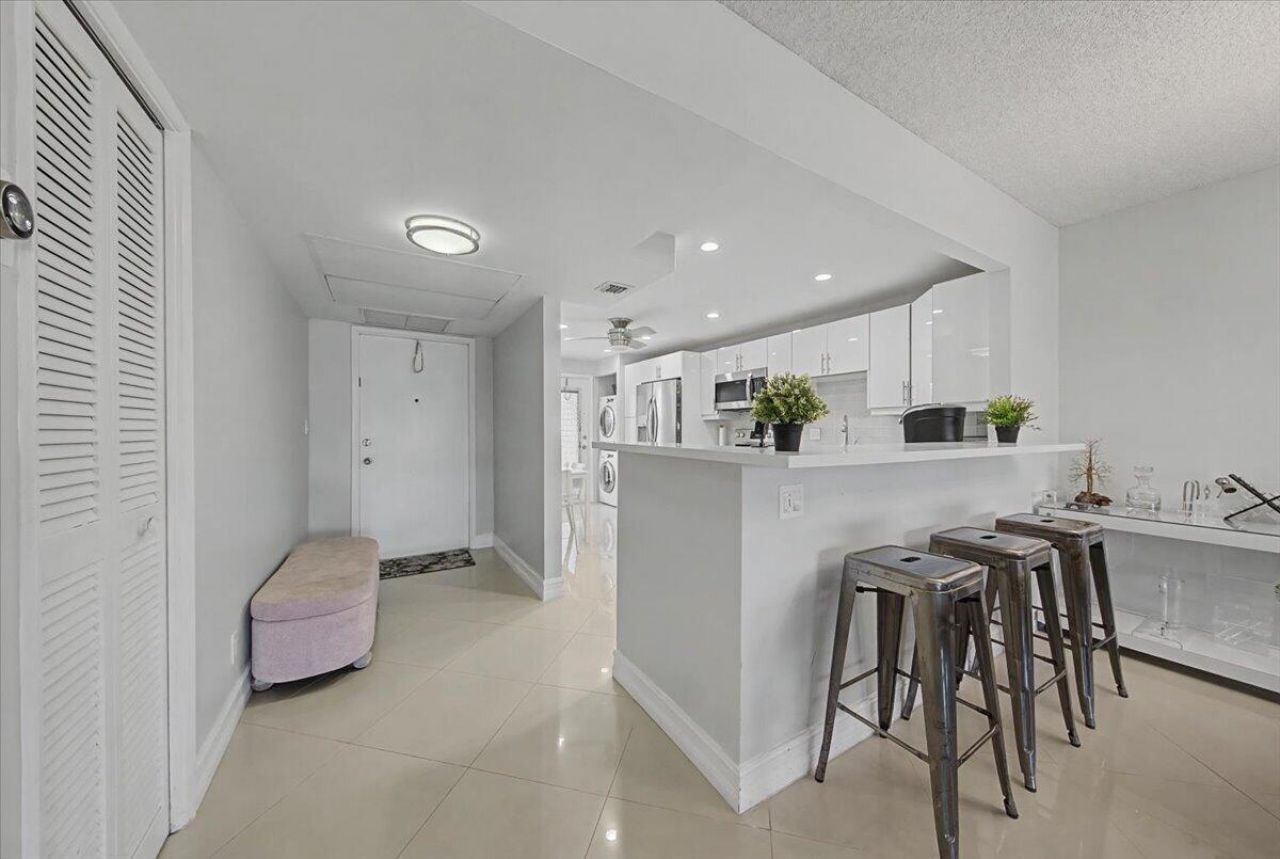 2701 S Palm Aire Drive, Unit 103, Pompano Beach, FL 33069 Photo