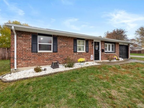 1482 Lee Road, Troy, OH 45373