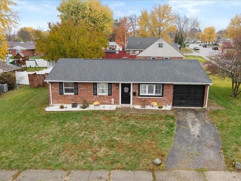 1482 Lee Road, Troy, OH 45373 Photo 2