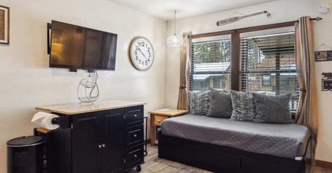 6943 North Lake Boulevard, Tahoe Vista, CA 96161 Photo