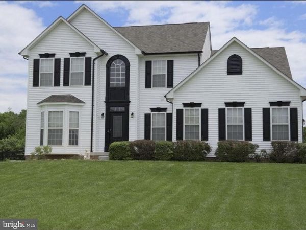 118 CARRIAGE DRIVE , HARPERS FERRY, WV 25425