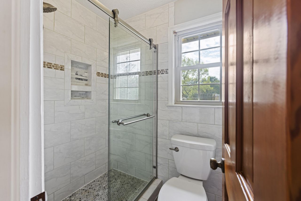 4345 Evanston Boulevard Photo 12