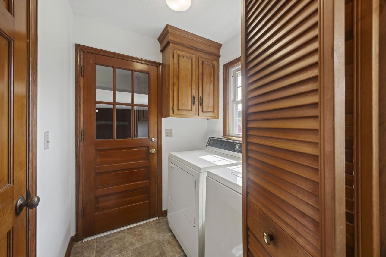 4345 Evanston Boulevard Photo 15