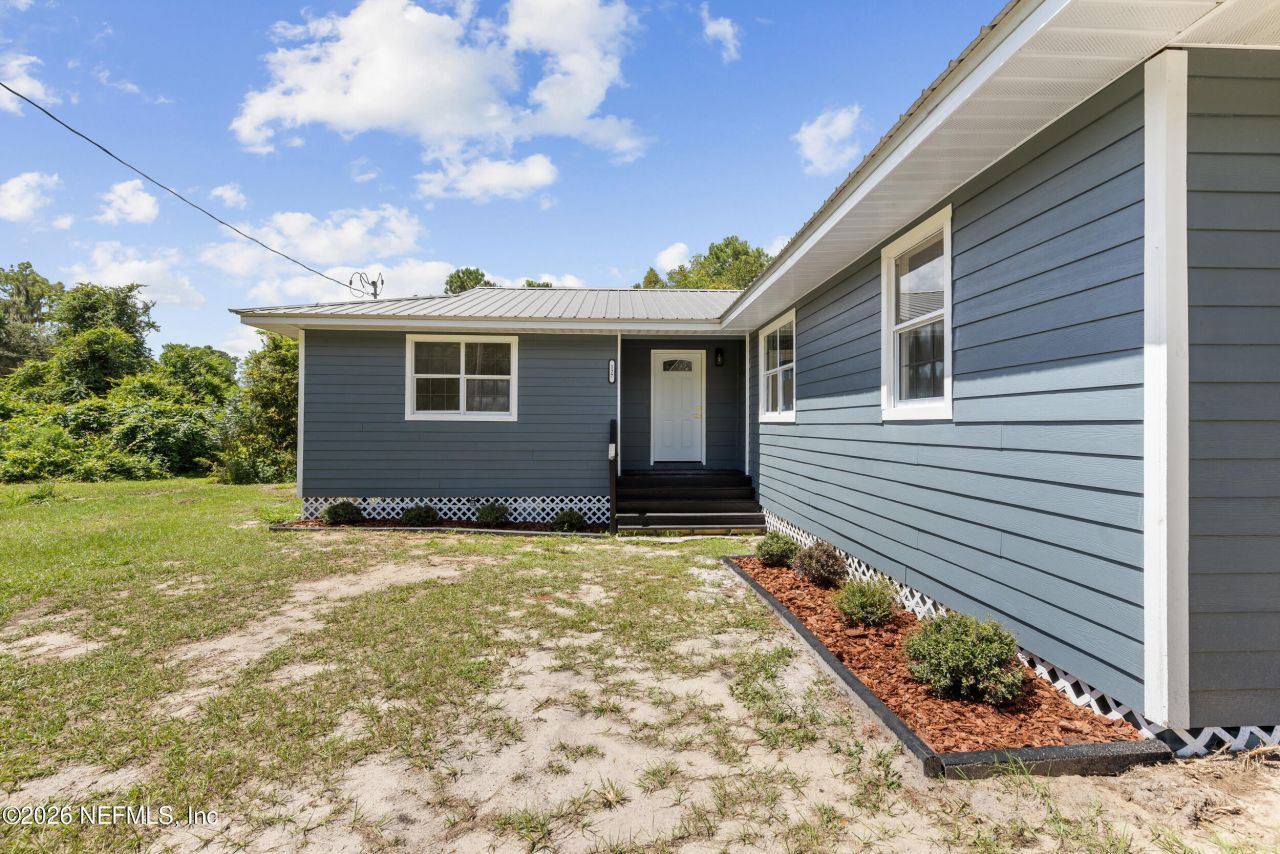 127 Rainbow Drive, Florahome, FL 32140 Photo