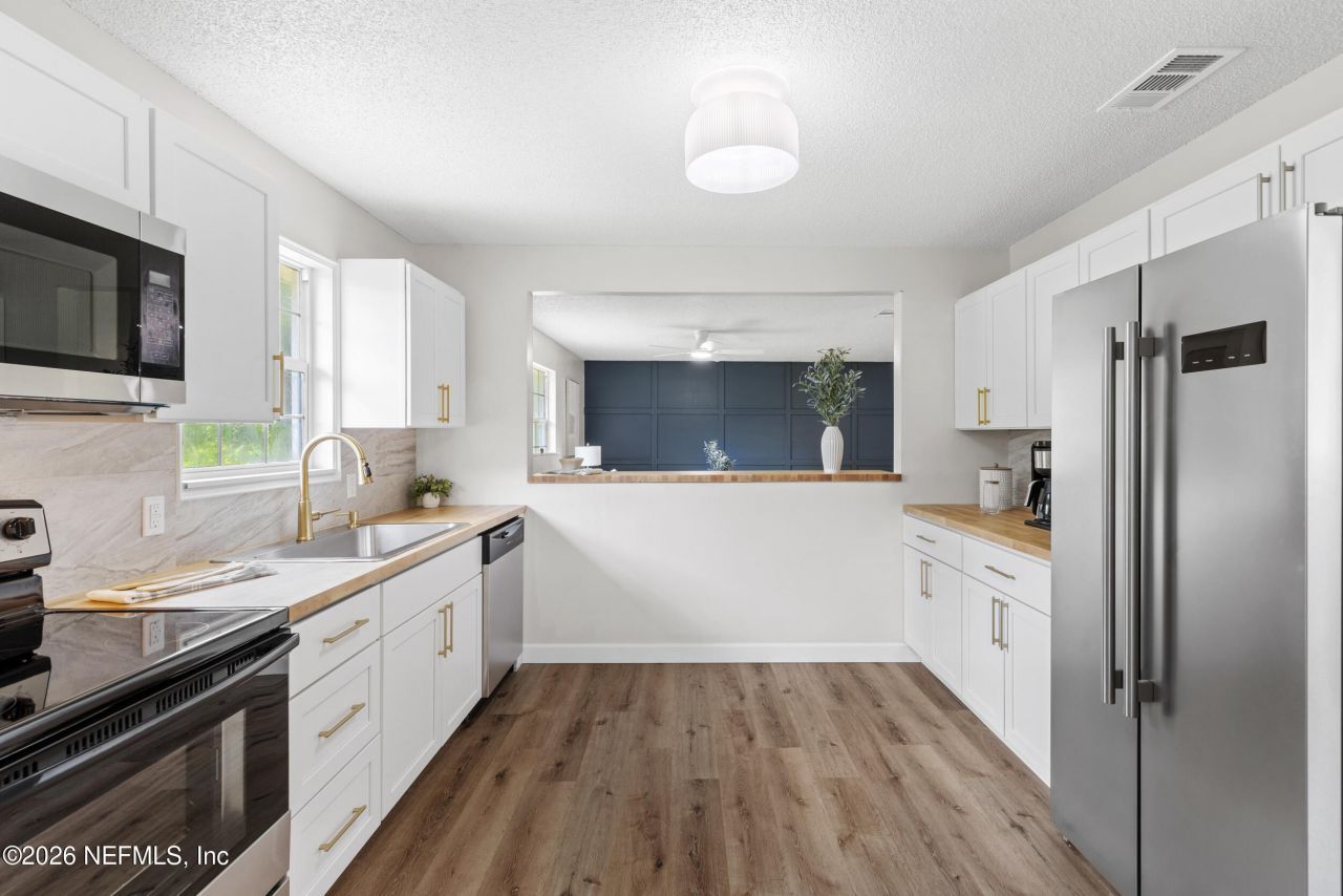 127 Rainbow Drive, Florahome, FL 32140 Photo