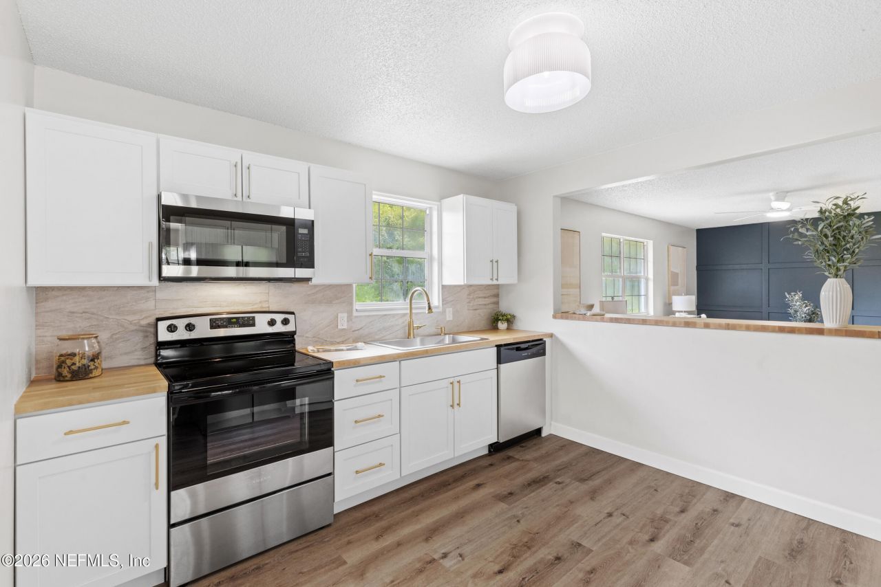 127 Rainbow Drive, Florahome, FL 32140 Photo