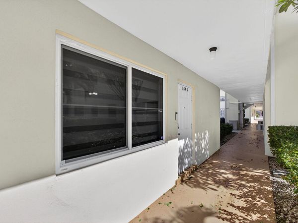144 Dorchester G, West Palm Beach, FL 33417